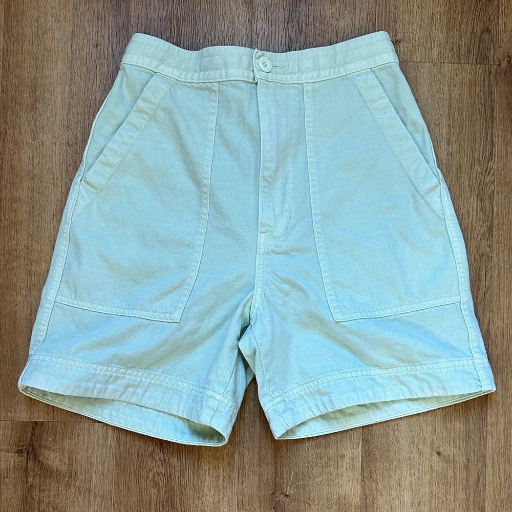 Uniqlo Women's  Mint Green High Waisted Shorts
